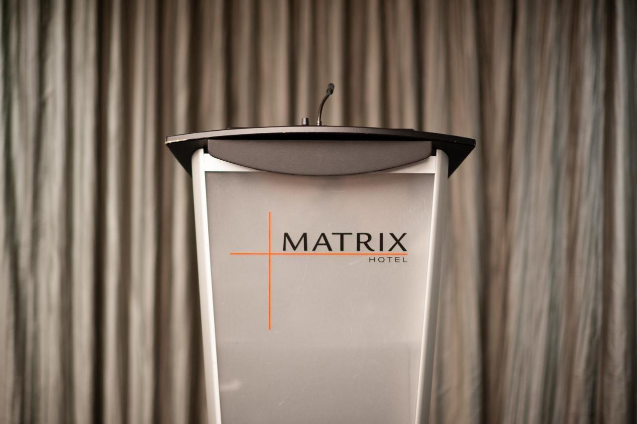 Matrix Hotel Edmonton Exteriör bild